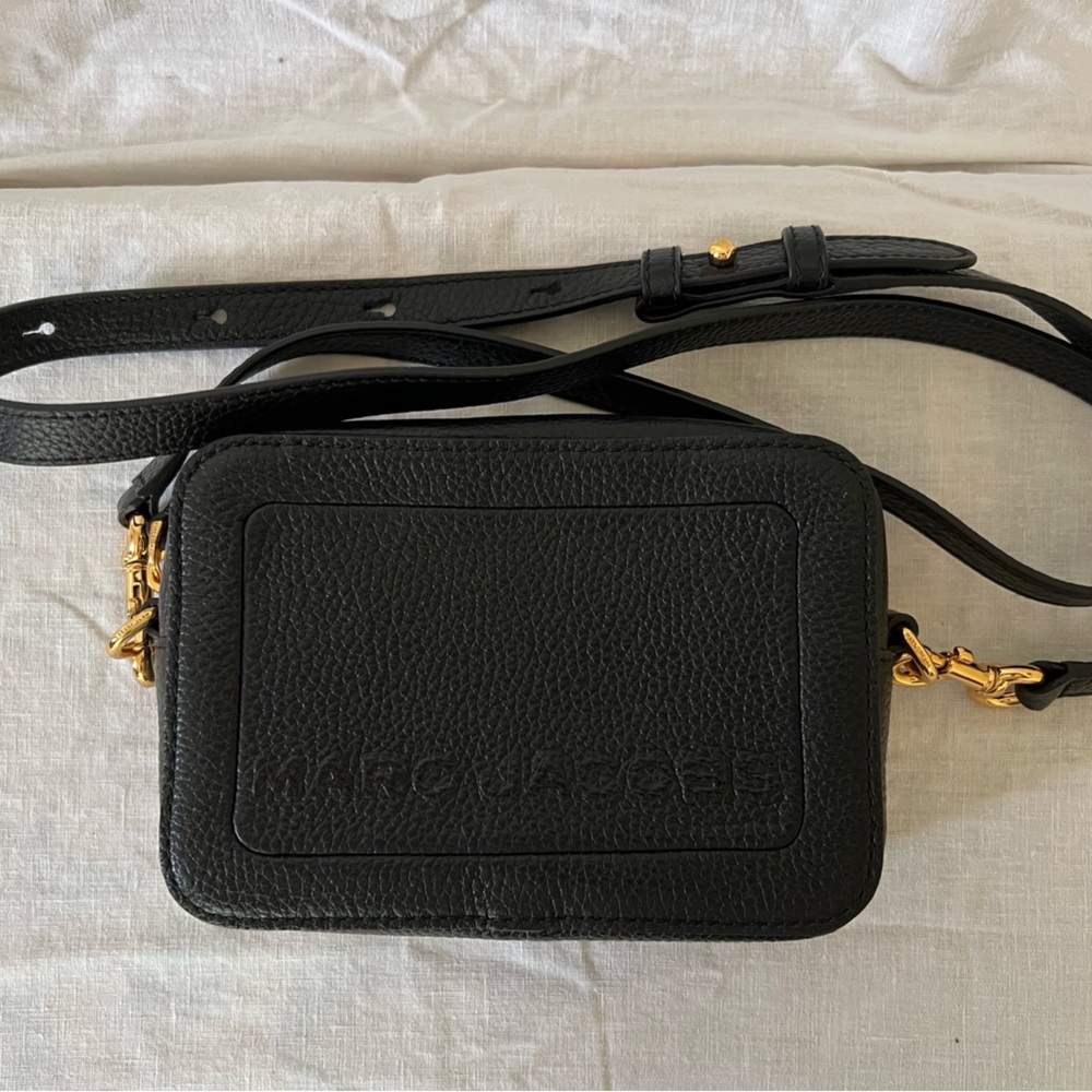 Marc Jacobs leather box crossbody bag